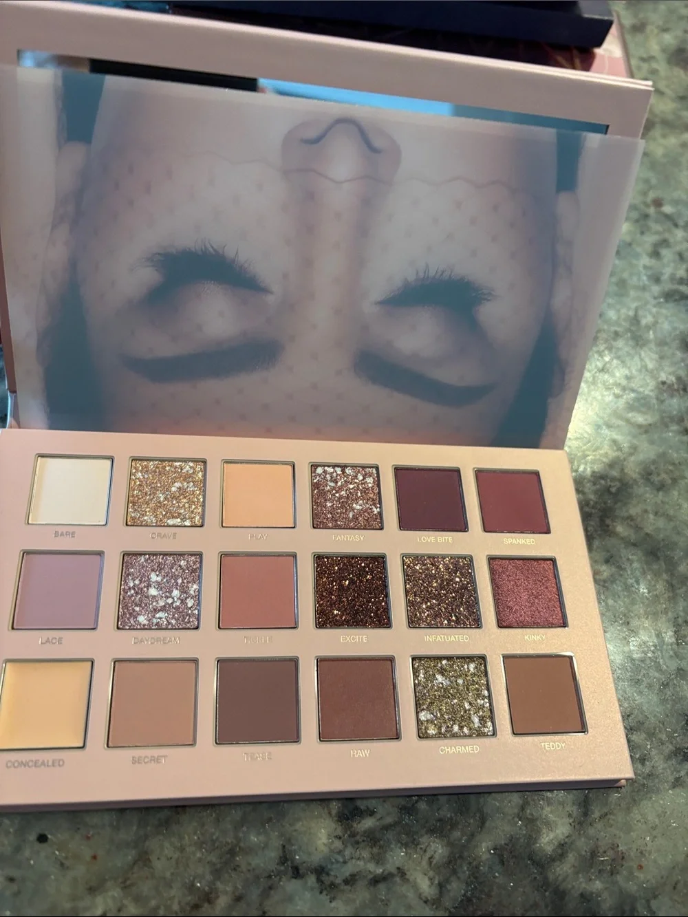 HUDA BEAUTY NUDE Eyeshadow Palette - Pink Rose and Gold Accents
